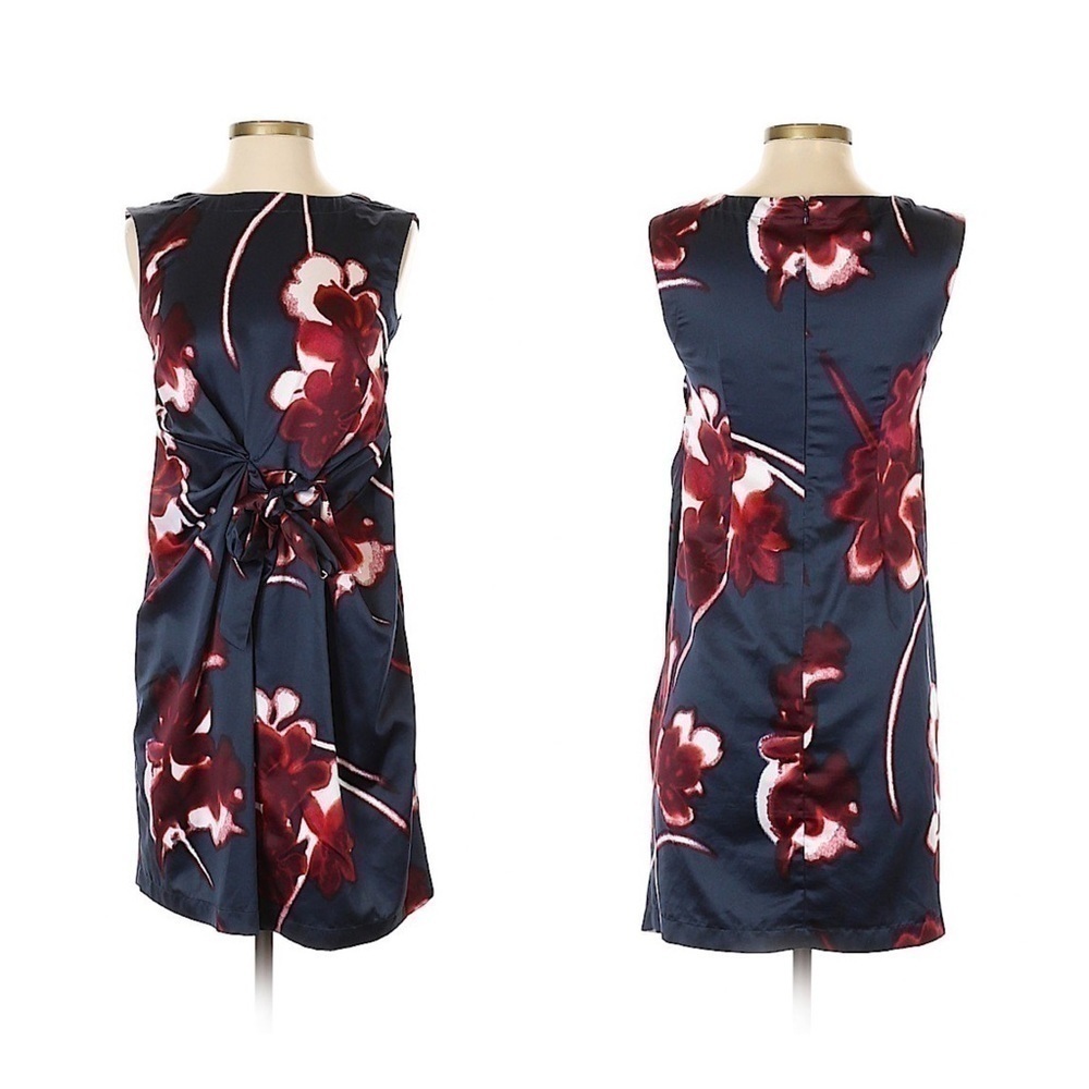 Ann TAYLOR PETITE Navy Floral Print Sheath Dress